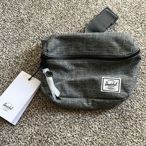 Herschel fifteen Fanny